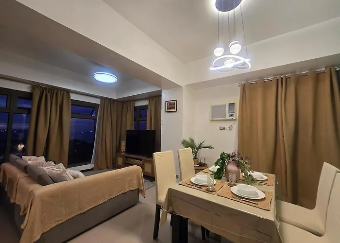 The Radiance Of Bay Apartment